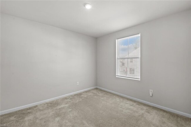 Building Photo - 103 Sourgum Ln
