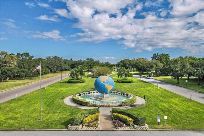 Building Photo - 2073 Denmark St