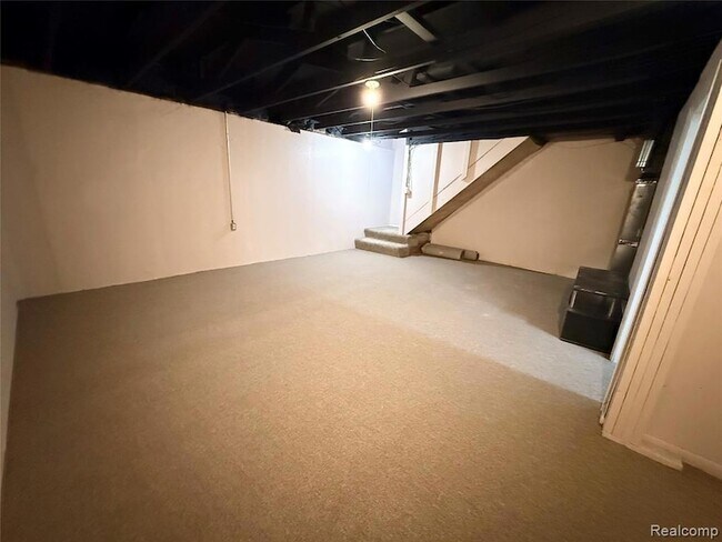 Building Photo - 23647 Stonehenge Blvd