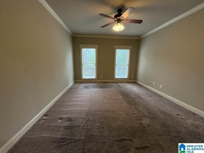 Building Photo - 305 Heritage Dr