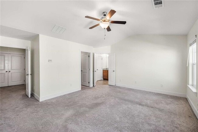 Building Photo - 7673 Squire Ct