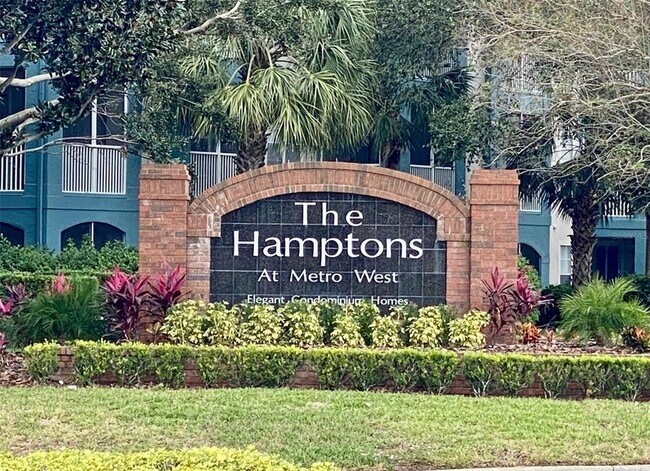 Building Photo - 3468 Soho St