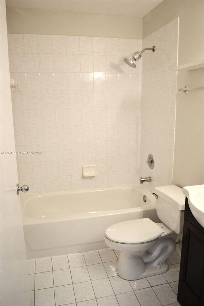 Building Photo - 15385 SW 76th Terrace