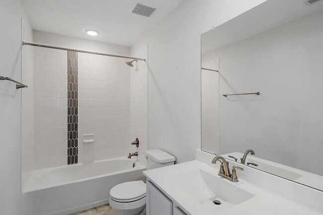 Building Photo - 14307 Pecan Maple Dr