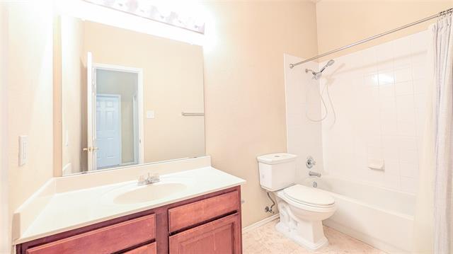 Building Photo - 4950 Autumn Hill