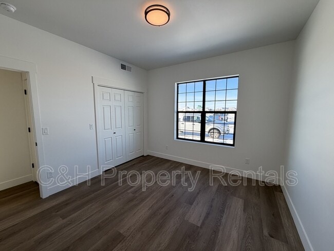 Building Photo - 2535 Esther Rose Ln