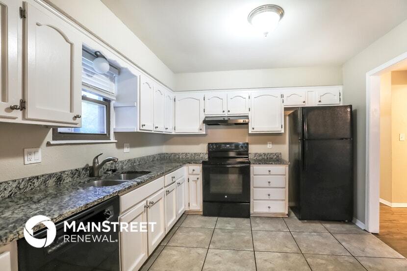 Building Photo - 1604 N Glen Ellyn St