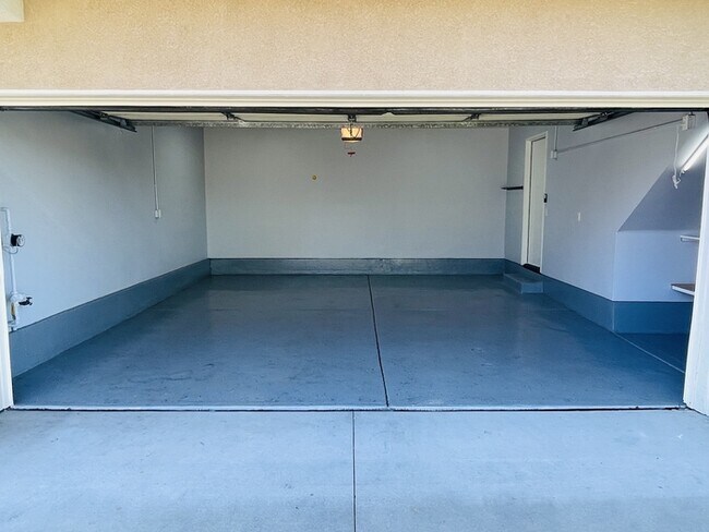 Building Photo - Codorniz Way