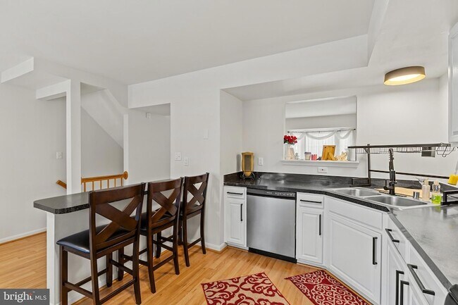 Building Photo - 2609 Claybrooke Dr