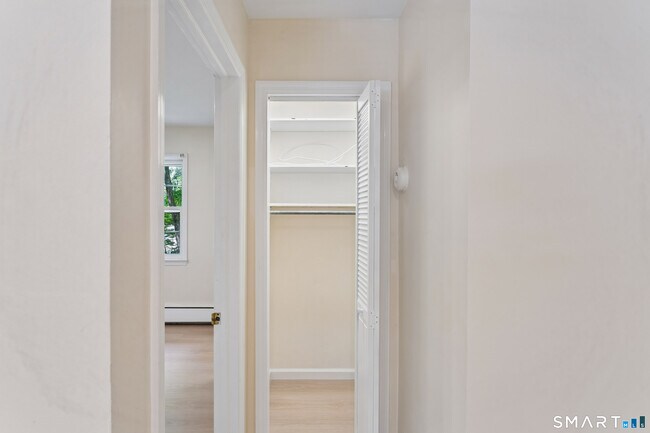 Building Photo - 80 Hannahs Rd
