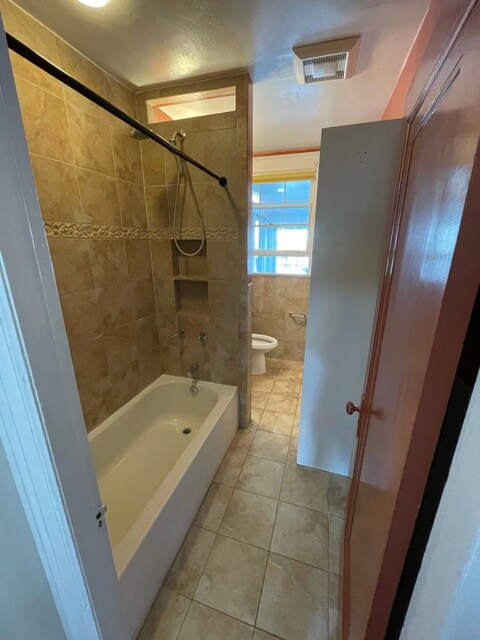 Building Photo - 2743 4th St NE