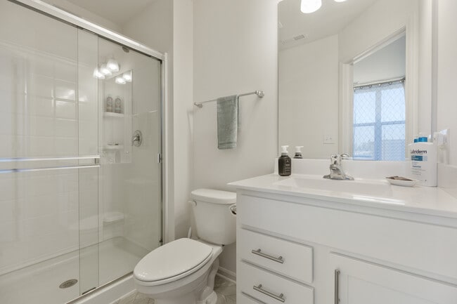 Building Photo - 2251 Parkside Dr