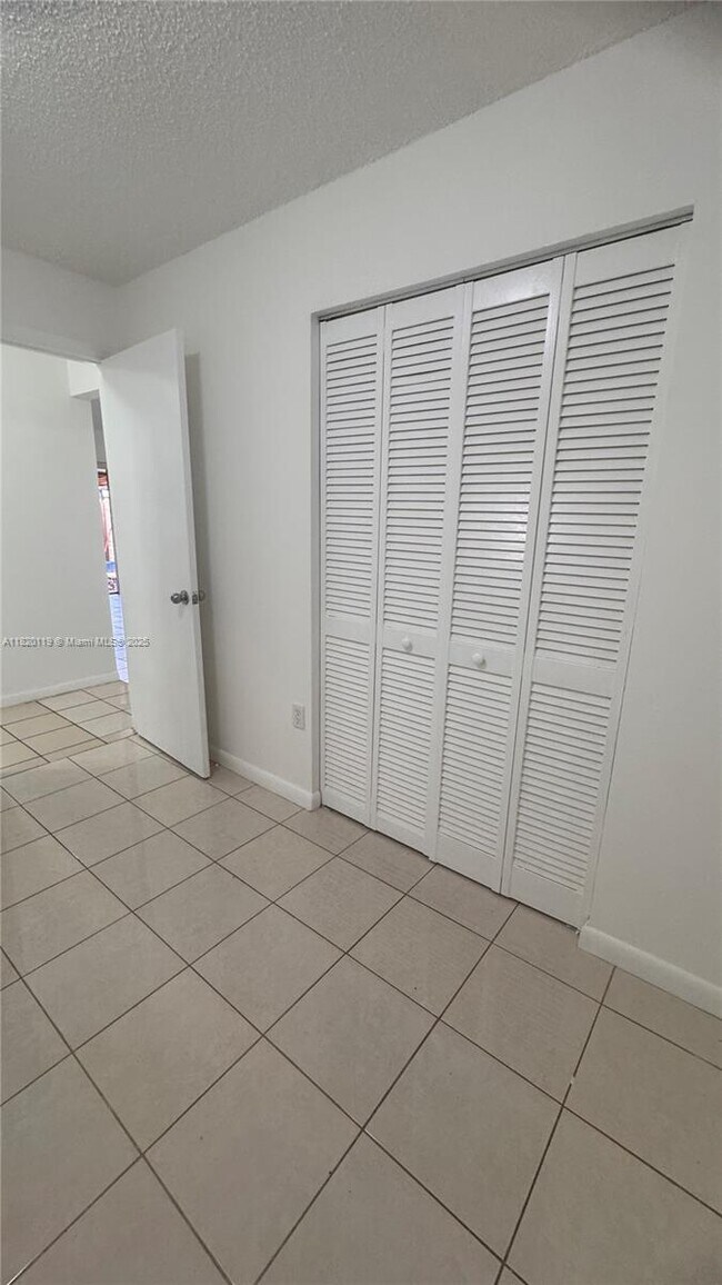 Building Photo - 20450 NW 29th Pl