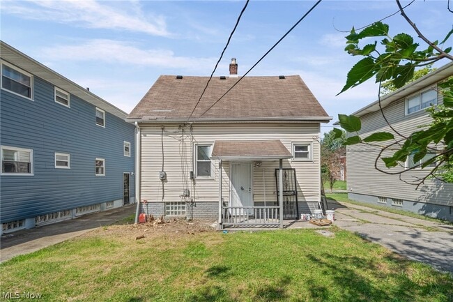 Building Photo - 3685 E 149th St