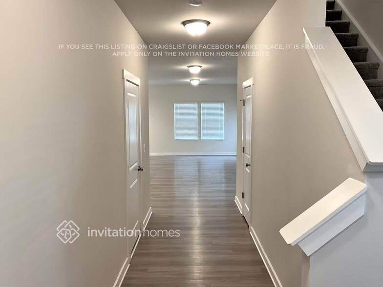 Building Photo - 3023 Ayana Dr