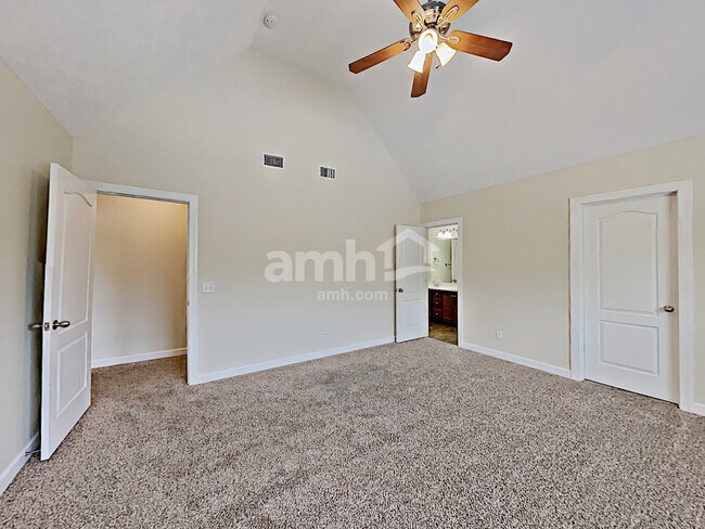 Building Photo - 6943 Calderwood Dr