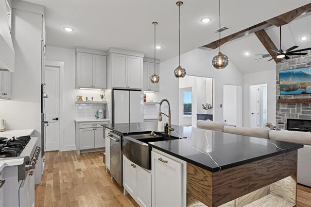 Building Photo - 1522 Carter Dr