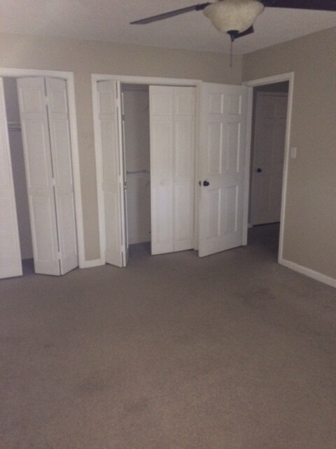 Building Photo - 819 Tammy St SW