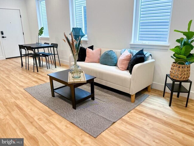 Building Photo - 3847 N Broad St