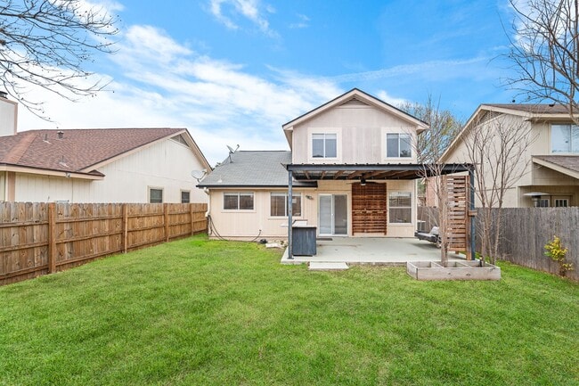 Building Photo - 6931 Quail Branch