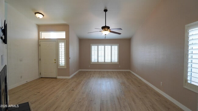 Building Photo - 15231 N 87th Dr