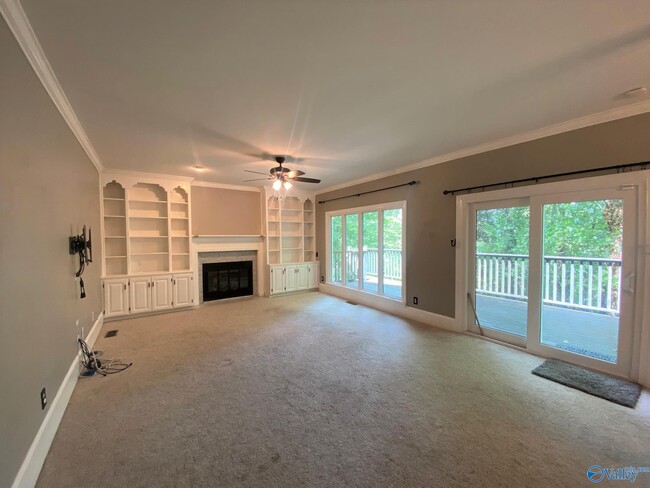 Building Photo - 10103 Shadow Wood Dr SE