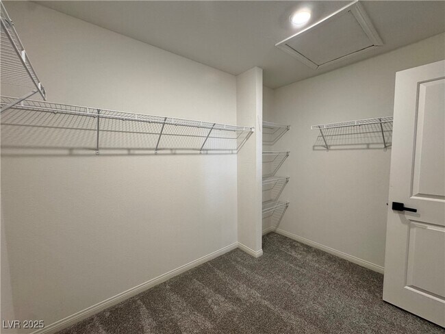 Building Photo - 6675 Ellery St