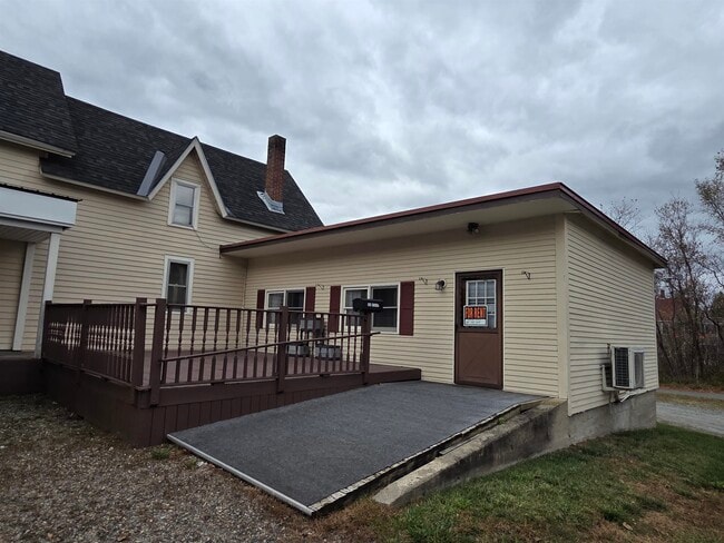 Building Photo - 309 Portland St