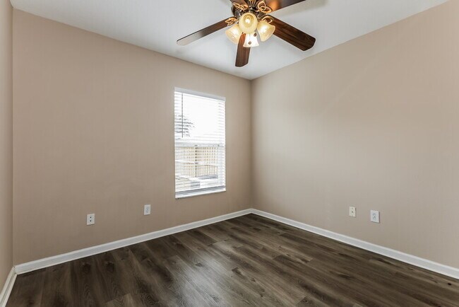 Building Photo - 13247 Early Run Ln