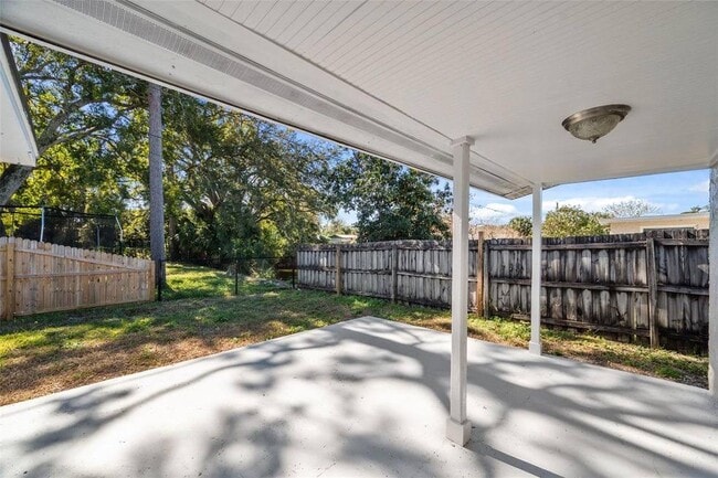 Building Photo - 9034 Cochise Ln