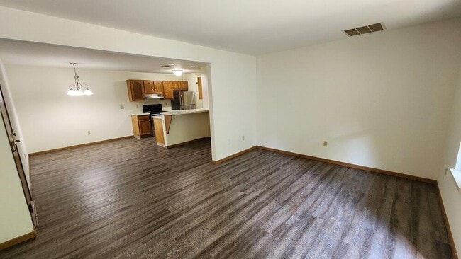 Building Photo - 5001 Taylor Rd