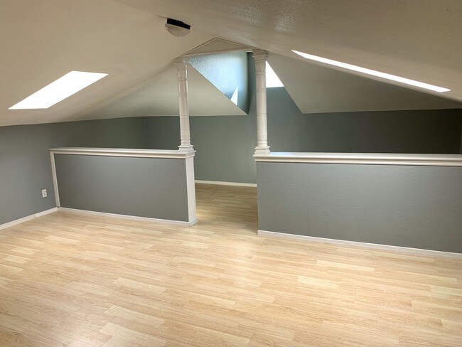 Building Photo - 14251 Desert Bush Dr