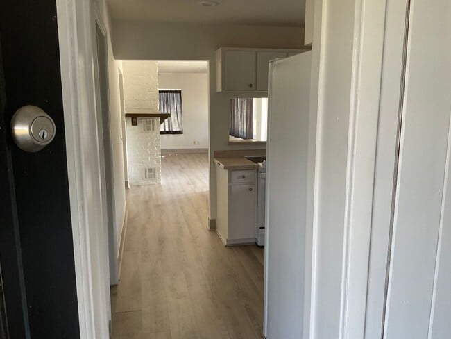 Building Photo - Lake view is quiet