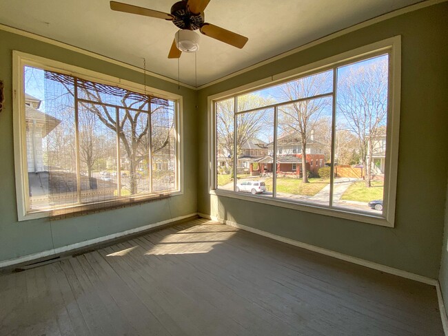 Building Photo - 3 bed, 1.5 bath unit in Midtown Memphis