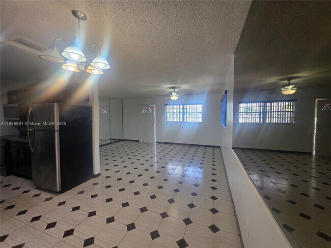 Building Photo - 11500 SW 181st Terrace