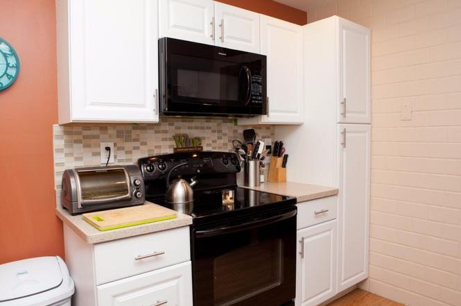 Building Photo - 10 Esprit Ter