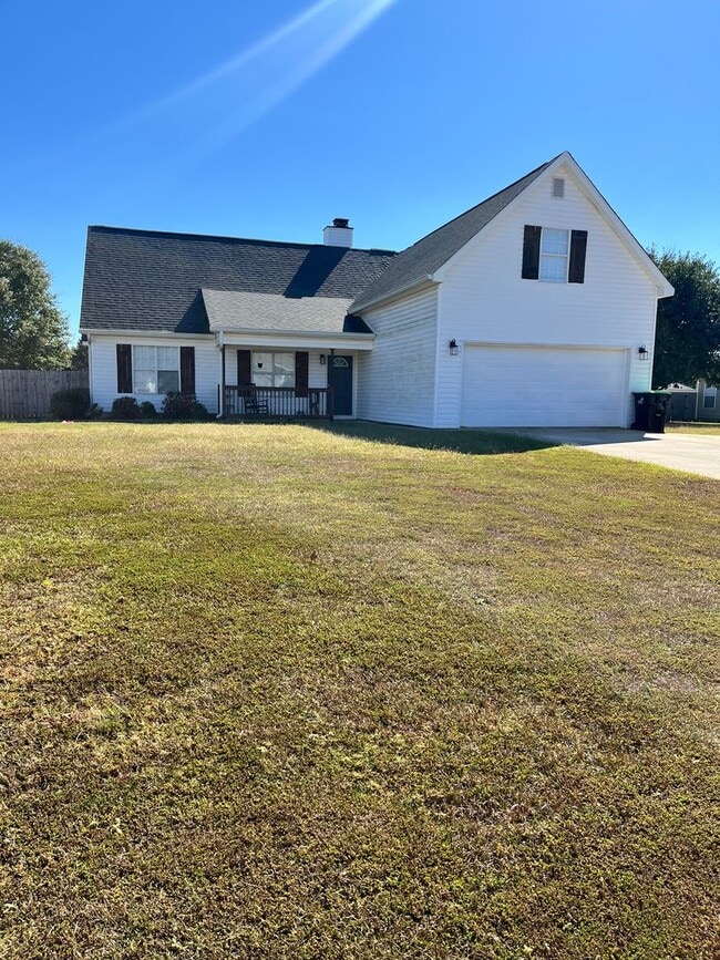 Building Photo - ***MOVE-IN SPECIAL*** $500 OFF *** Beautif...