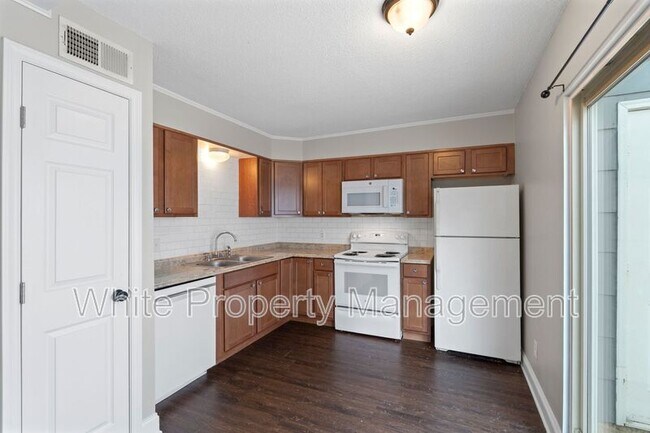 Building Photo - 309 Union Ave