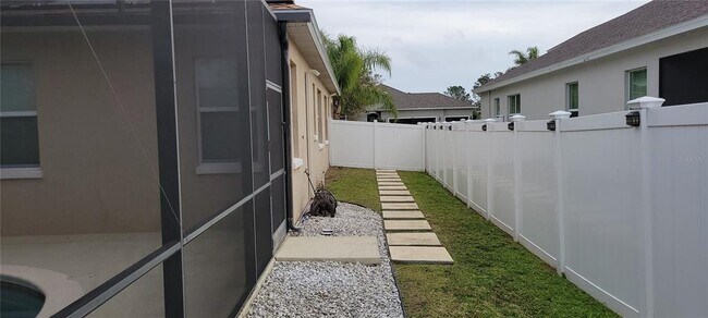 Building Photo - 16084 Shasta St