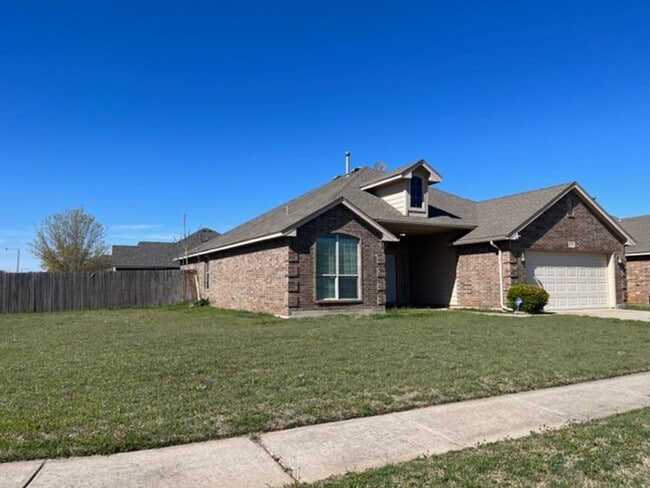 Primary Photo - 9909 SW 25th St