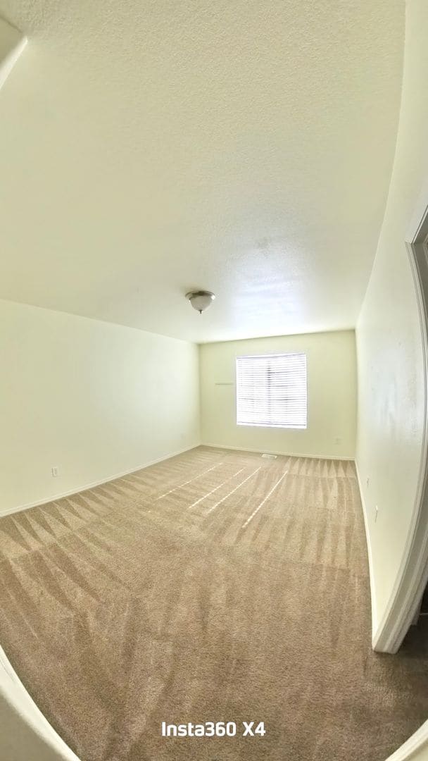 Building Photo - 2928 Main St