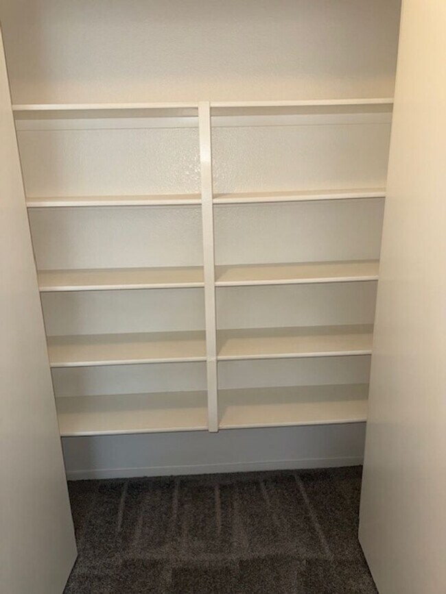 Building Photo - 2-STORY HOME FOR RENT IN HENDERSON