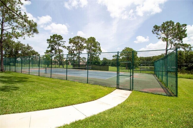 Building Photo - 14036 Fairway Island Dr