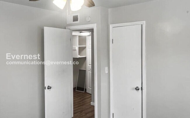 Building Photo - 972 Concord Ave