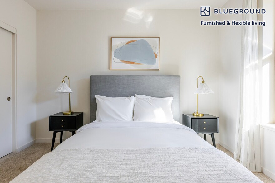 Building Photo - 650 E Capitol Ave