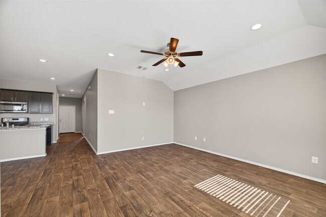 Building Photo - 3311 Specklebelly Dr.