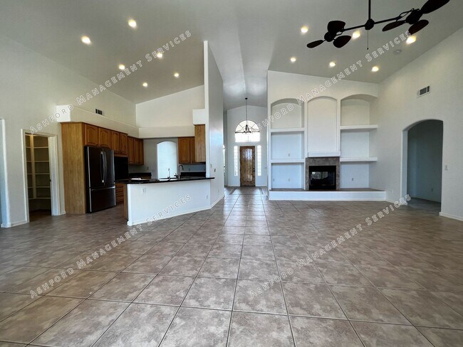 Building Photo - ***MOVE IN SPECIAL***BEAUTIFUL 4 BEDROOM P...