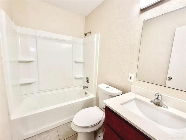 Building Photo - 3616 Harvey Dr W