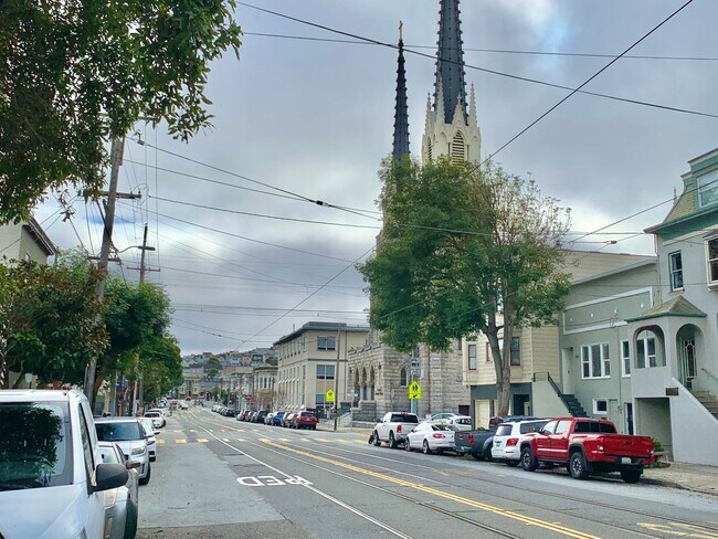 Building Photo - 1BR/1BA Prime Noe Valley Apt. on Church at...