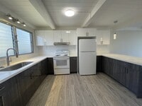 Building Photo - 861 Ala Lilikoi St